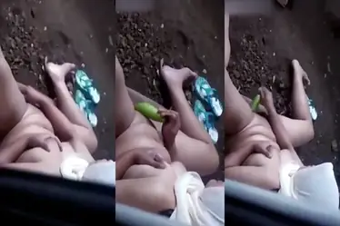 Bokep Indo Ngintip Ukhti lagi Colmek poster