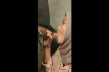 Istri Solehah Berbakti Sedot Batang Suami HD poster