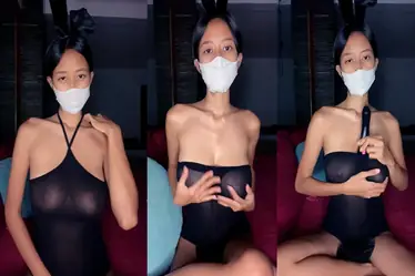 Jenna Kostum Bunny Transparan Pamer Toket poster